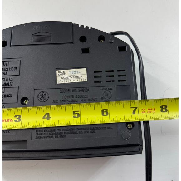 GE 7-4813B Digital Red LCD AM/FM Alarm Clock Radio - Picture 8 of 9